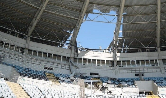 Rus ordusu bu dəfə stadionu vurdu - Foto