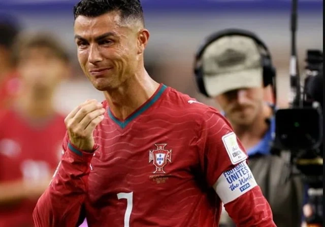 Ronaldu və Portuqaliya millisinin üst-üstə düşməyən dövrləri - Əfsanəvi futbolçu niyə dünya kubokunu qazana bilmədi?