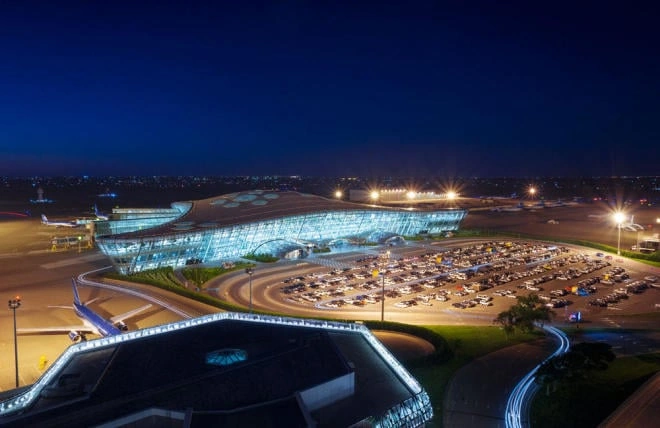 Bakı aeroportunda yeni terminal inşa ediləcək