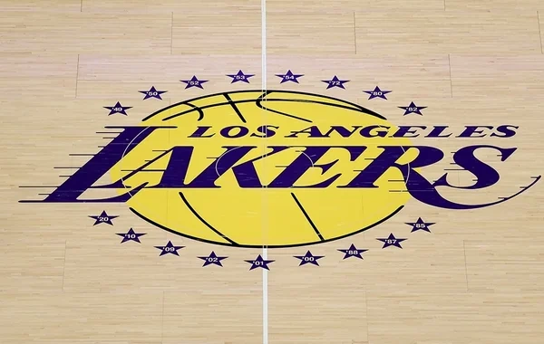 KİV: Trampın kürəkəninin qardaşı NBA klubunu rekord qiymətə alacaq