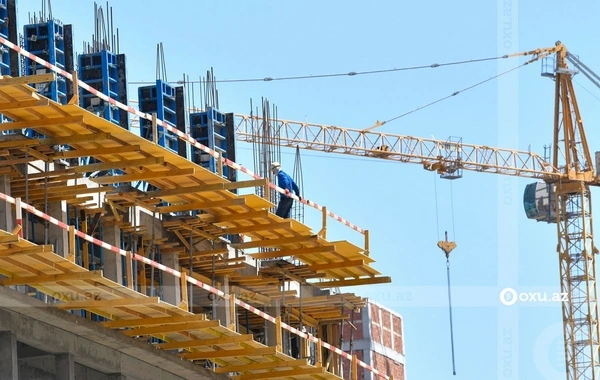 Pul ödənilib, ev yoxdur: Tikintisi yarımçıq qalan binalardan mənzil alanların aqibəti necə olacaq?