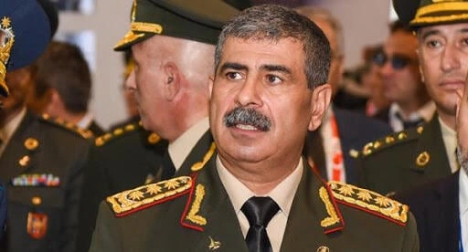 Ordumuzun arsenalında müasir silah-sursat və döyüş texnikası...
