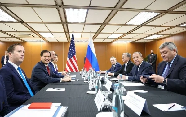Rubio və Lavrov görüşdülər: Müzakirə olunan məsələlər gizli saxlanılır - VİDEO