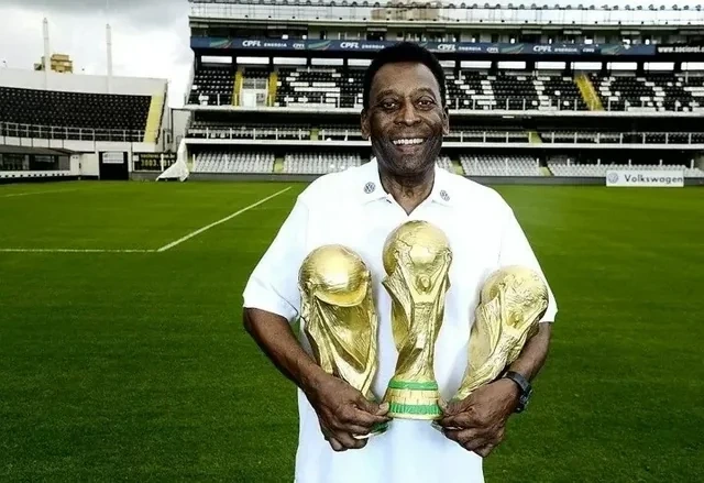 Futbolun "qızıl kitabı": Dünya çempionatlarının UNUDULMAZ REKORDLARI