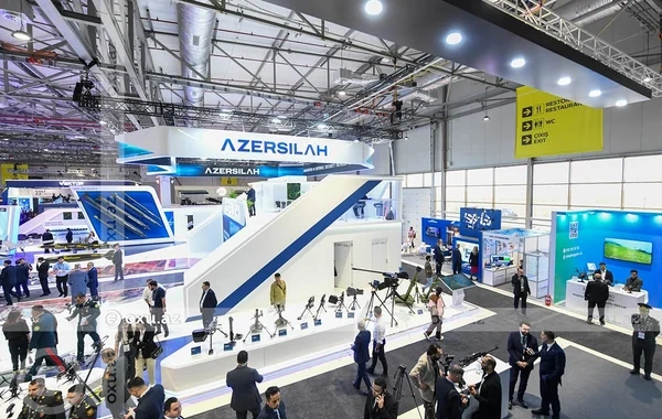 Azərbaycanın yeni hərbi robotları nümayiş etdirildi