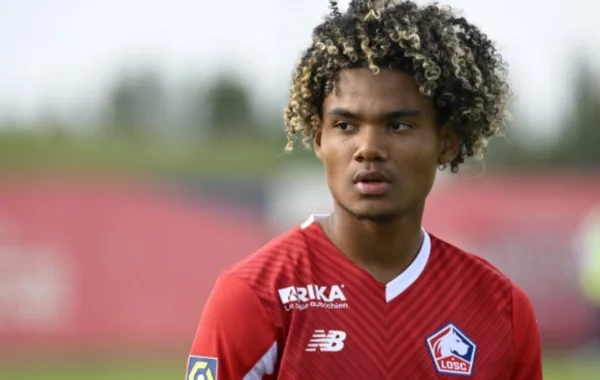 Fransız futbolçu "Sabah"dan gedir