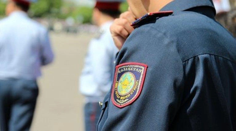 Qazaxıstan çeçen fəalı ölkədən çıxarır: Rusiya öldürəcək...