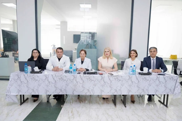 Rektor Gəray Gəraybəyli 2025–2026-cı tədris ilinin yay imtahan sessiyasının gedişi ilə tanış olub - FOTO - VİDEO