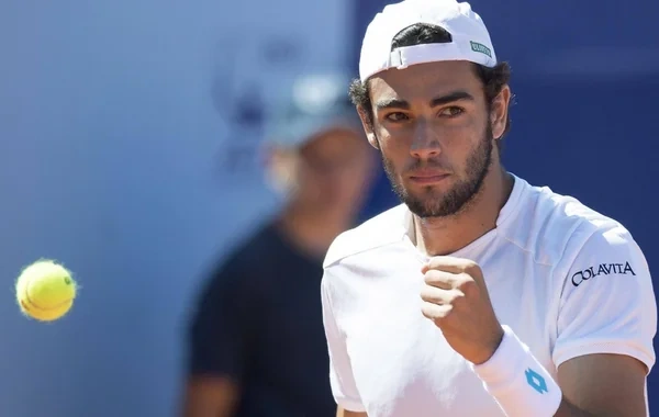İtaliyalı tennisçi: "Oyunu uduzmasam, ailəmi öldürməklə hədələyiblər"