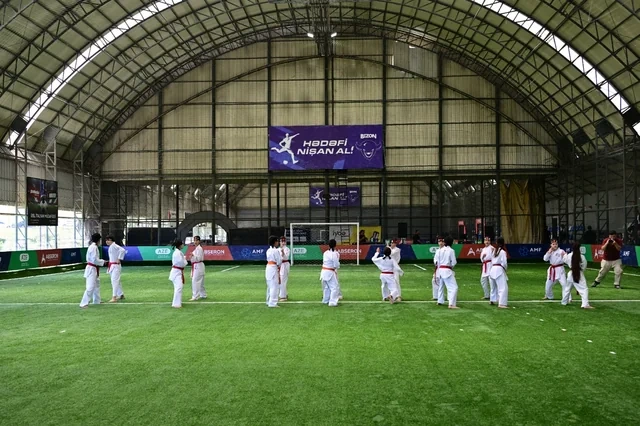 Azərbaycan Həmkarlar İttifaqları Konfederasiyasının təşkilatçılığı ilə minifutbol turnirinə start verilib