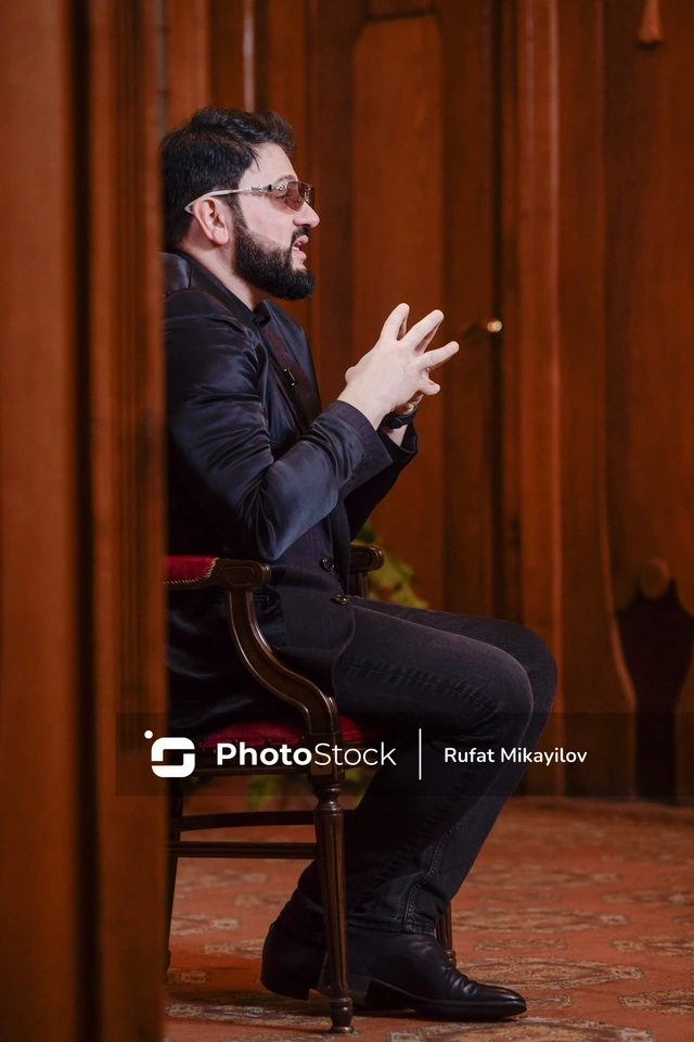 Dünyaşöhrətli tenor Yusif Eyvazov: "Dağılmış teatrda tamaşaçı tərbiyə etmək olmaz"