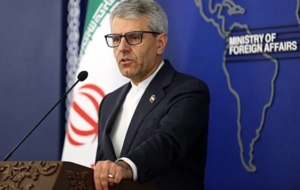 Rəsmi Tehran ABŞ və İsrailə çağırış etdi