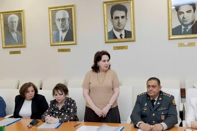 ATU-da tibb ixtisasları üzrə yeni tədris proqramlarının ilkin müzakirəsi keçirilib - FOTO