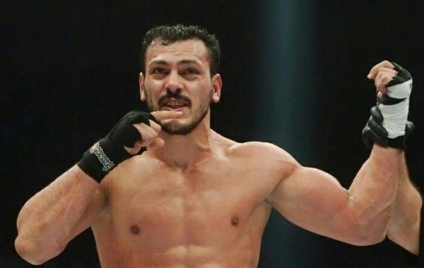 Zabit Səmədov: "Facebook" mesajları məni rinqə qaytardı"