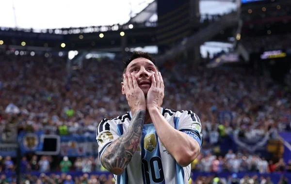 Messi azarkeşlərə müraciət etdi - FOTO