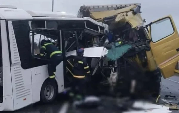 Gürcüstanda ağır qəza: Azərbaycan vətəndaşı xəsarət aldı