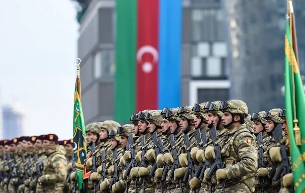 Siyavuş Novruzov: "Hərbi qanunvericilik yenilənsin" - Foto