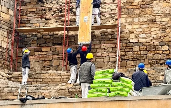 İçərişəhərdə qala divarında uçqun baş verən ərazidə hansı işlər görülür? - FOTO - VİDEO