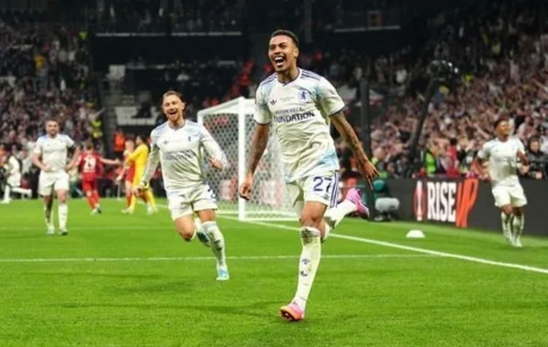 "Aston Villa" UEFA Avropa Liqasının qalibi oldu - VİDEO
