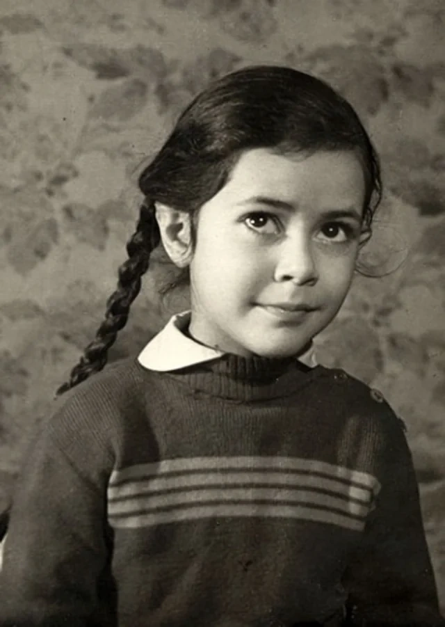 Əməkdar artist Vəfa Fətullayevanın doğum günüdür - FOTO