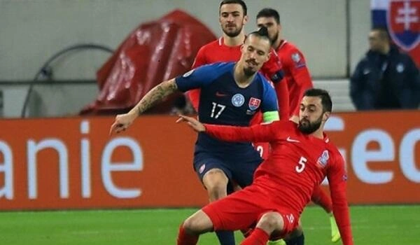 "Neftçi" onunla müqavilənin müddətini uzatdı