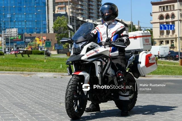 Dar küçələr və sıx trafik üçün həll: TƏBİB-in yeni motosiklet briqadaları - FOTOREPORTAJ