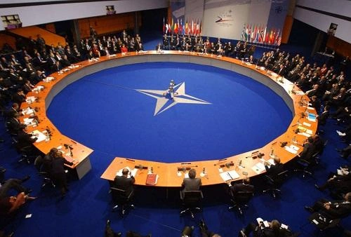 NATO Rusiyaya qarşı ssenari hazırlayır - Səfir