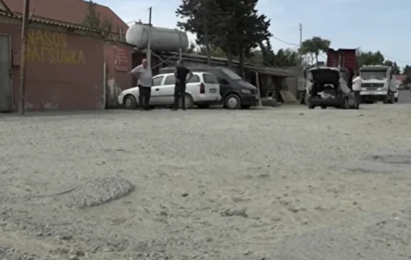 Xırdalanın Şərq küçəsində infrastruktur problemi: Sakinlər həll gözləyirlər - VİDEO