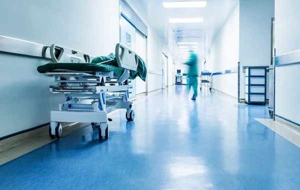 ABŞ-də klinik ölüm yaşayan tibb bacısı gördüklərini DANIŞDI: "Qayıtmaq istəmirdim"