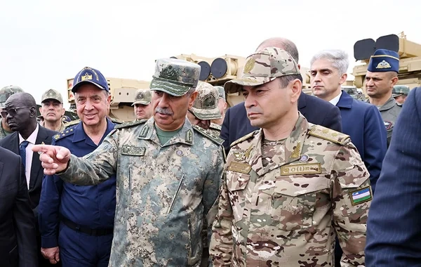 Özbəkistanlı general Xocavənddəki hərbi təlimlərdən danışdı