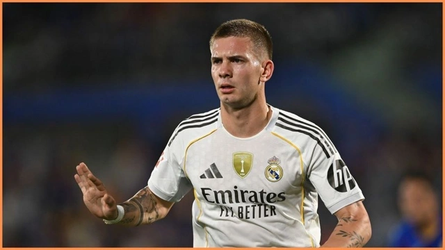 "Real Madrid" yarımmüdafiəçisi barədə qərar verdi