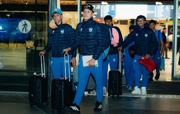 FIFA U-15 Dünya Çempionatı və Festivalının ilk iştirakçısı Azərbaycana gəlib - Foto