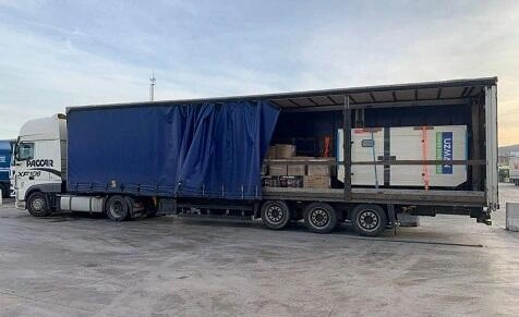 Ukraynaya növbəti humanitar yardım göndərildi - Foto