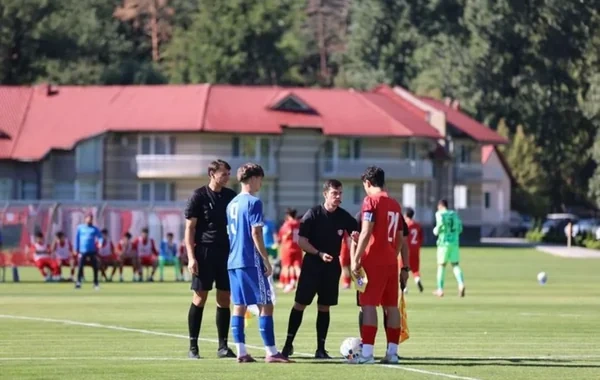 Azərbaycan millisi Moldovadakı turnirə məğlubiyyətlə başladı