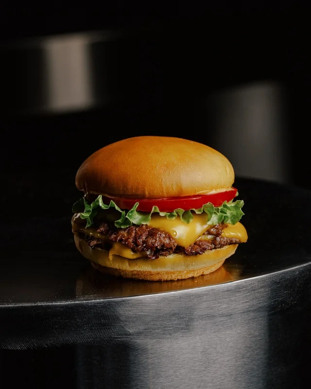 "the Burger" Bakıda fəaliyyətinin ilk ayını qeyd edir - Foto/Video