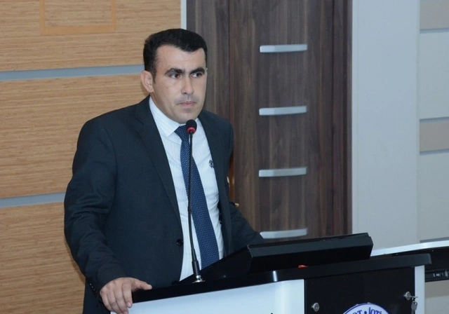 Toyuq, yoxsa delikates? - Ekspertlər quş əti bazarındakı qiymət artımının səbəbini açıqladılar