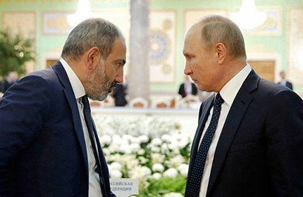 Putindən Paşinyana: Həm AB-də, həm də Aİİ-də olmaq...