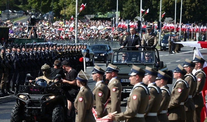 Polşa tarixində ən böyük hərbi parad keçirildi