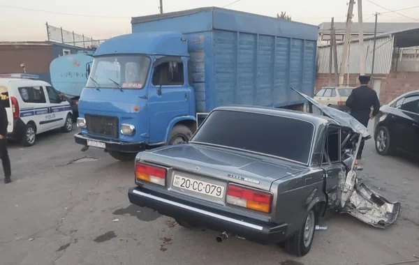 Göygöldə yük və minik maşınları toqquşdu: 16 yaşlı şəxs yaralandı