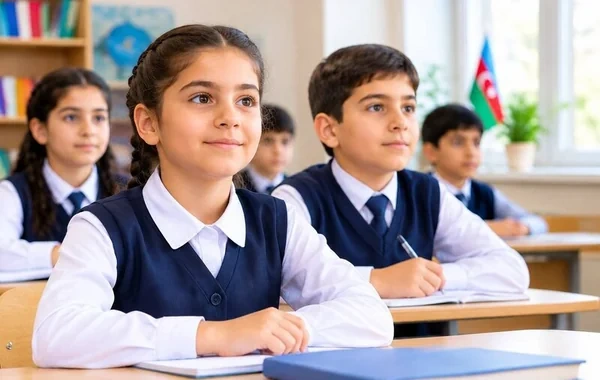 Vahid məktəbli forması ətrafında yaradılan məqsədli təxribat: Prosesin pərdəarxası - Foto/Video