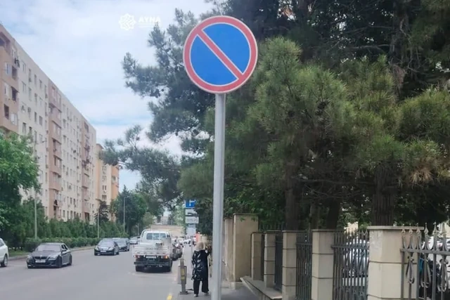 Bakının bir neçə ünvanında parklanma yerlərinin bəzi hissələri ləğv edildi - SƏBƏB