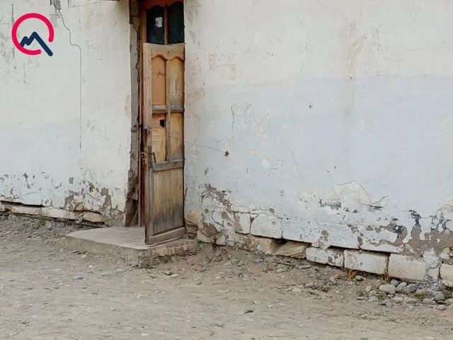 300 şagirdin oxuduğu məktəbin tavanı çökmək üzrədir - FOTO - VİDEO