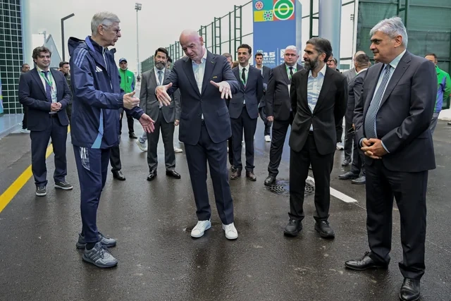 FIFA U-15 dünya çempionatına start verildi: Rəsmilərin Hövsan Yarış Kompleksinə səfəri baş tutub - Foto