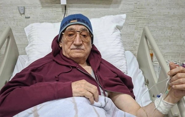 Şeyx Əbdül: "Özbaşına buraxdığım günahlarımı indi yuyuram"