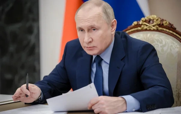 Putin Rusiya ticarət gəmilərinin ələ keçirilməsinə adekvat cavab verəcəyini bildirdi - VİDEO