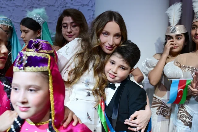 Leyla Əliyeva və Alyona Əliyeva Müstəqillik Gününə həsr olunmuş konserti izləyiblər - FOTO