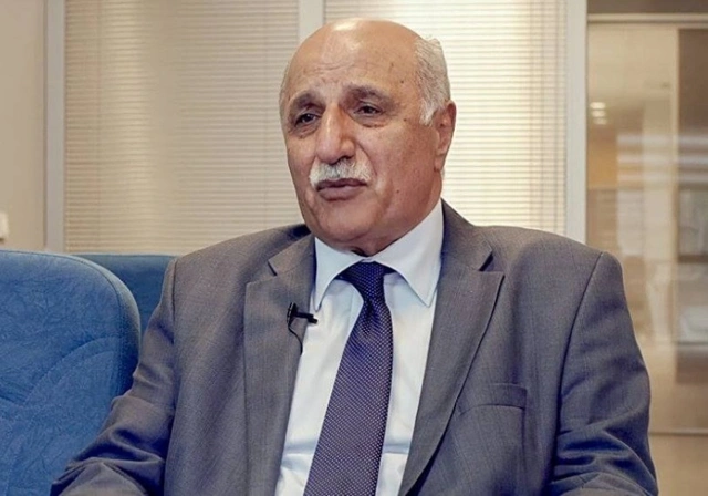 Dərsliklərin hazırlanmasında ictimai rəy diqqətə alınacaq? - "Müzakirə vaxtı layihəyə münasibət bildirmirlər"