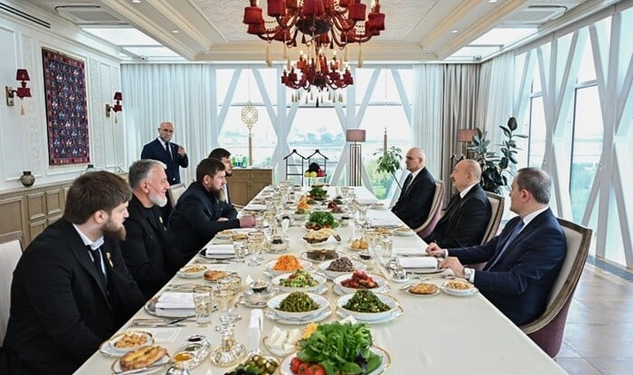 İlham Əliyev və Kadırov birgə nahar etdi - Foto