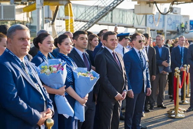 AZAL təyyarə parkına ilk yeni nəsil "Airbus A321neo"nu əlavə edib​ - FOTO