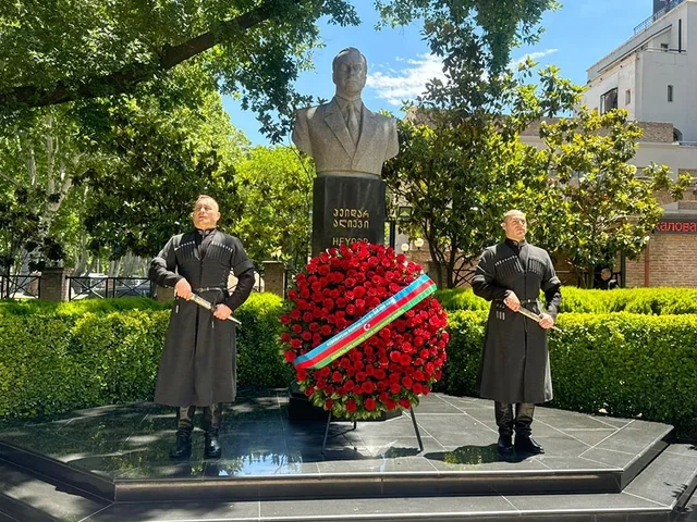 Azərbaycan və Gürcüstan müdafiə nazirləri görüşüb - FOTO